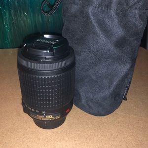 Nikon DX- AF-S Nikkor 55-200mm 1:4-5.6G ED VR